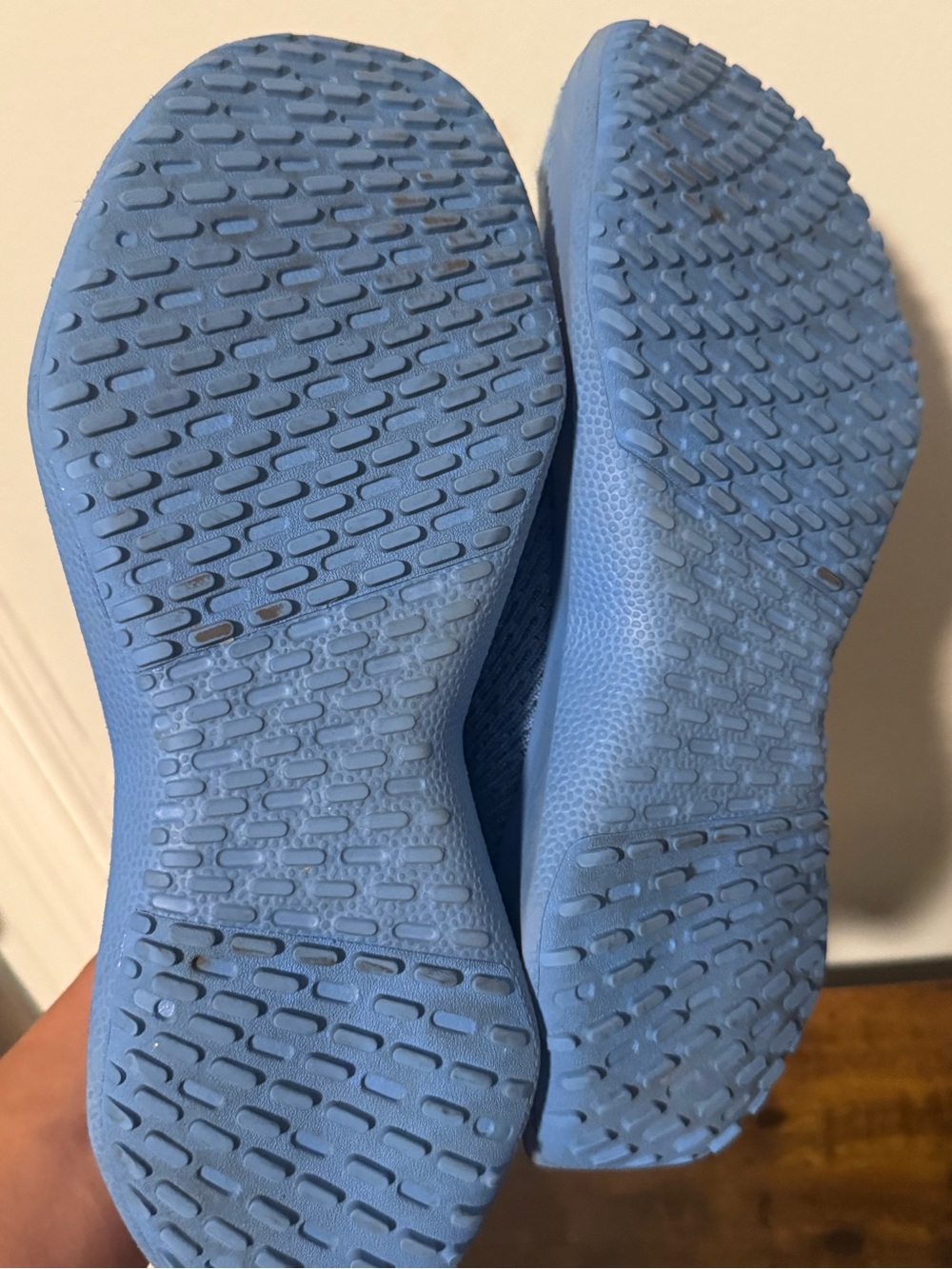 Allbirds Comfortable Knit Lace-Up Sneakers in Light Blue Size 10 - Picture 4 of 5